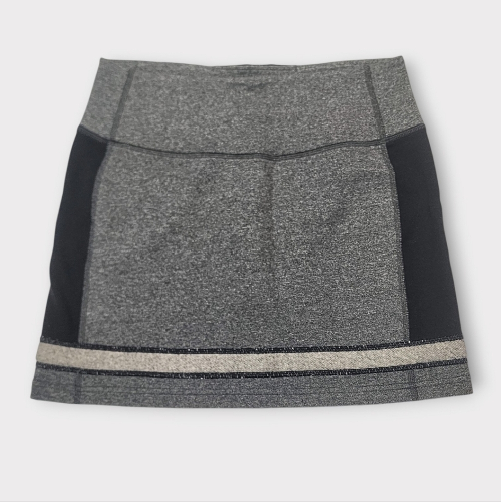 Size 4 - Lululemon Refresh Skirt